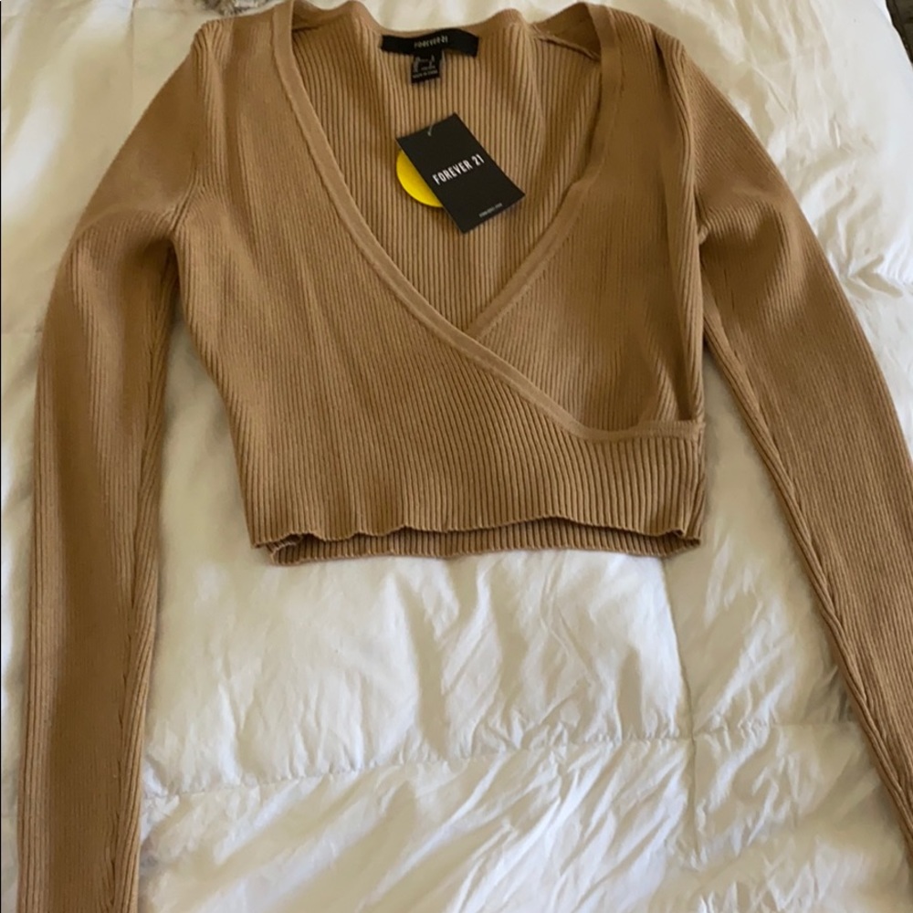 Ribbed long sleeve crop